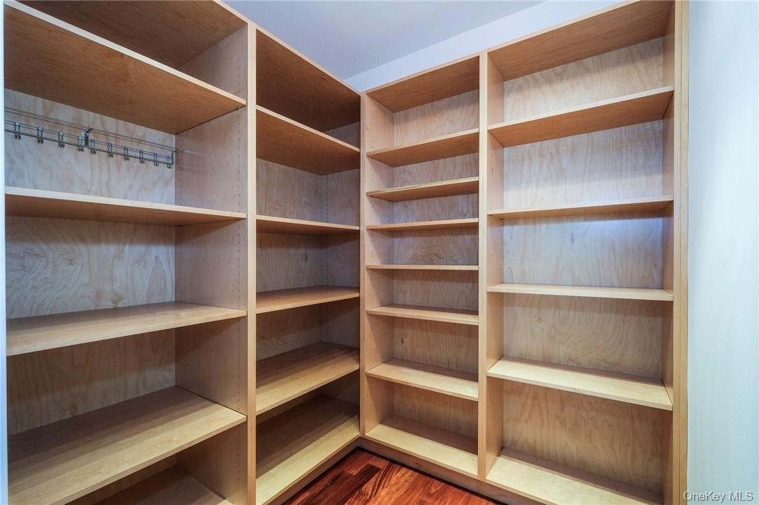 10 City Place # 2D, White Plains, NY 10601