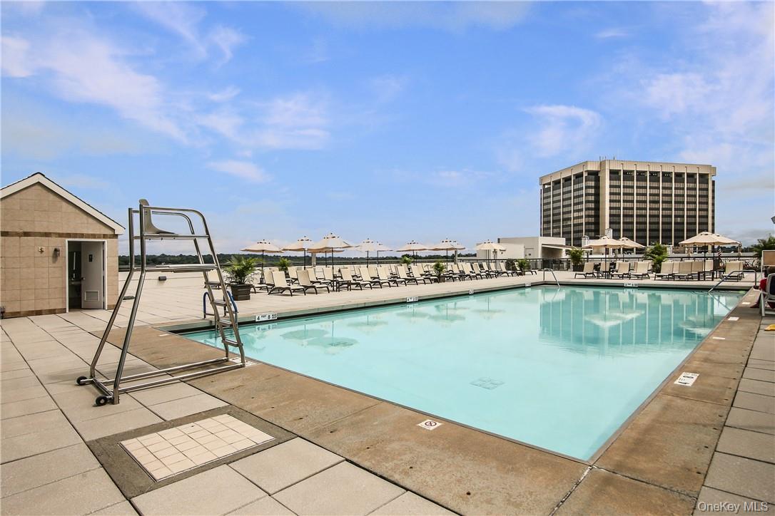 10 City Place # 2D, White Plains, NY 10601