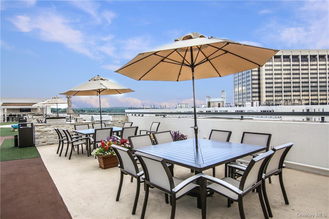 10 City Place # 2D, White Plains, NY 10601