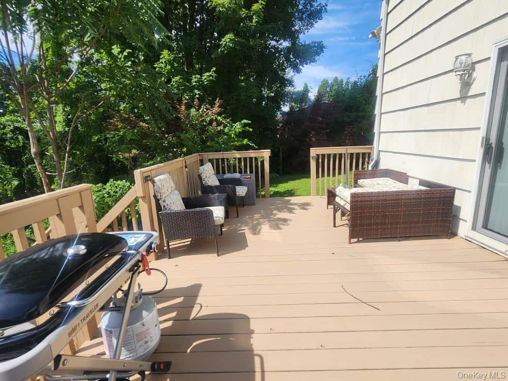 9 Westview Avenue, North Salem, NY 10560