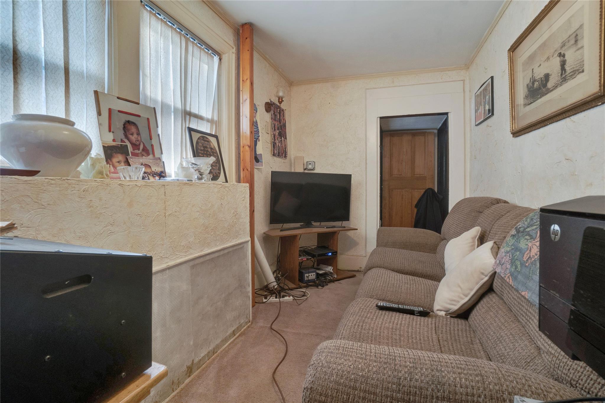 1050 Dickens Street, Far Rockaway, NY 11691