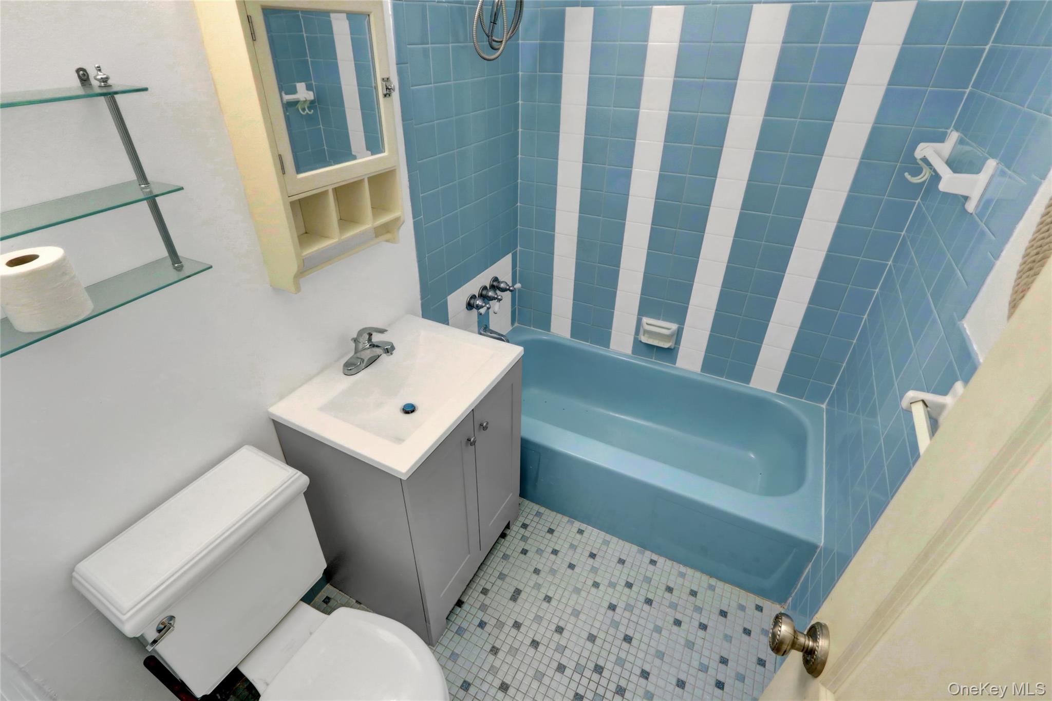 700 Shore Road # 3D, Long Beach, NY 11561