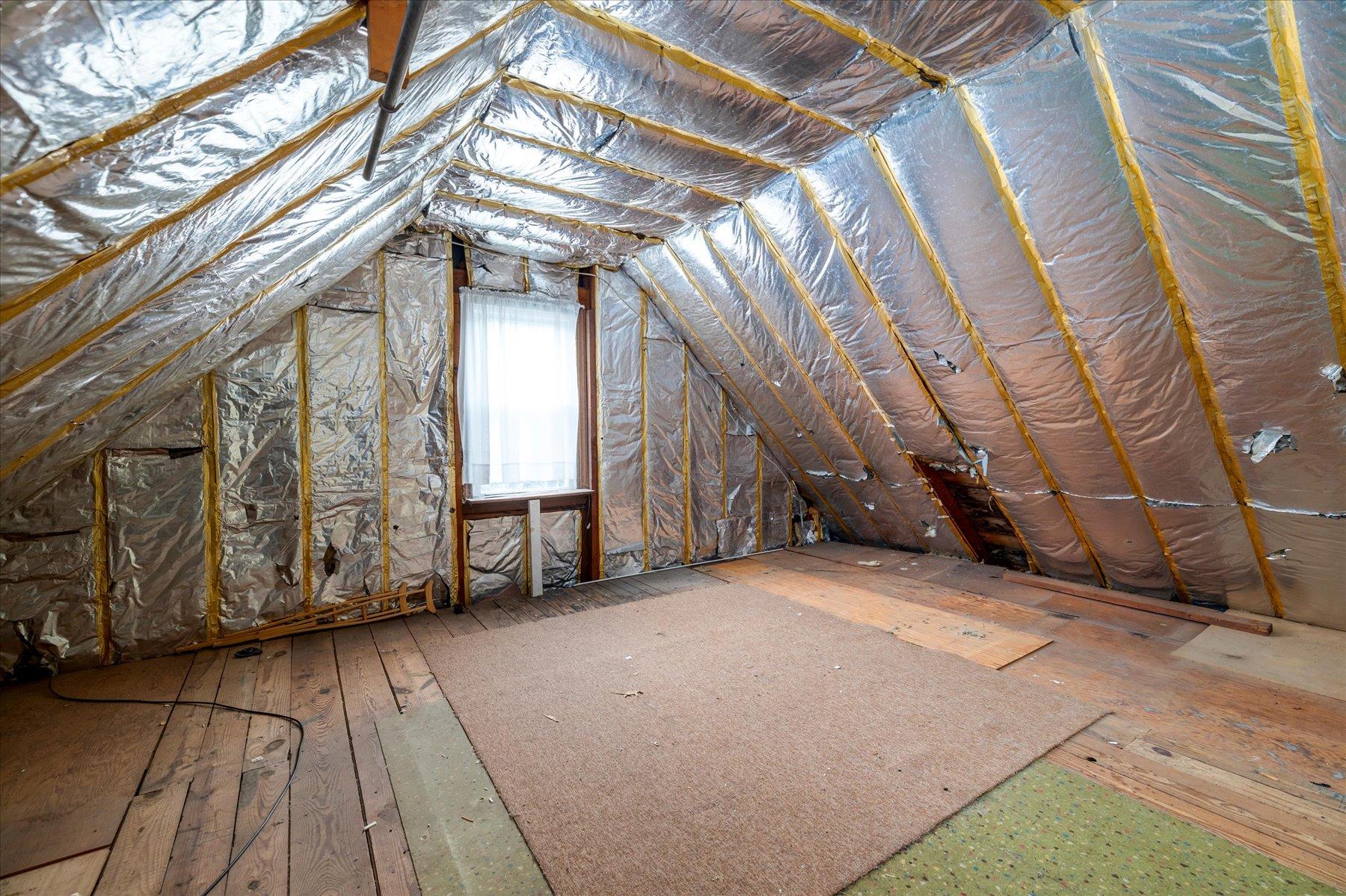 360 Foch Boulevard, Mineola, NY 11501