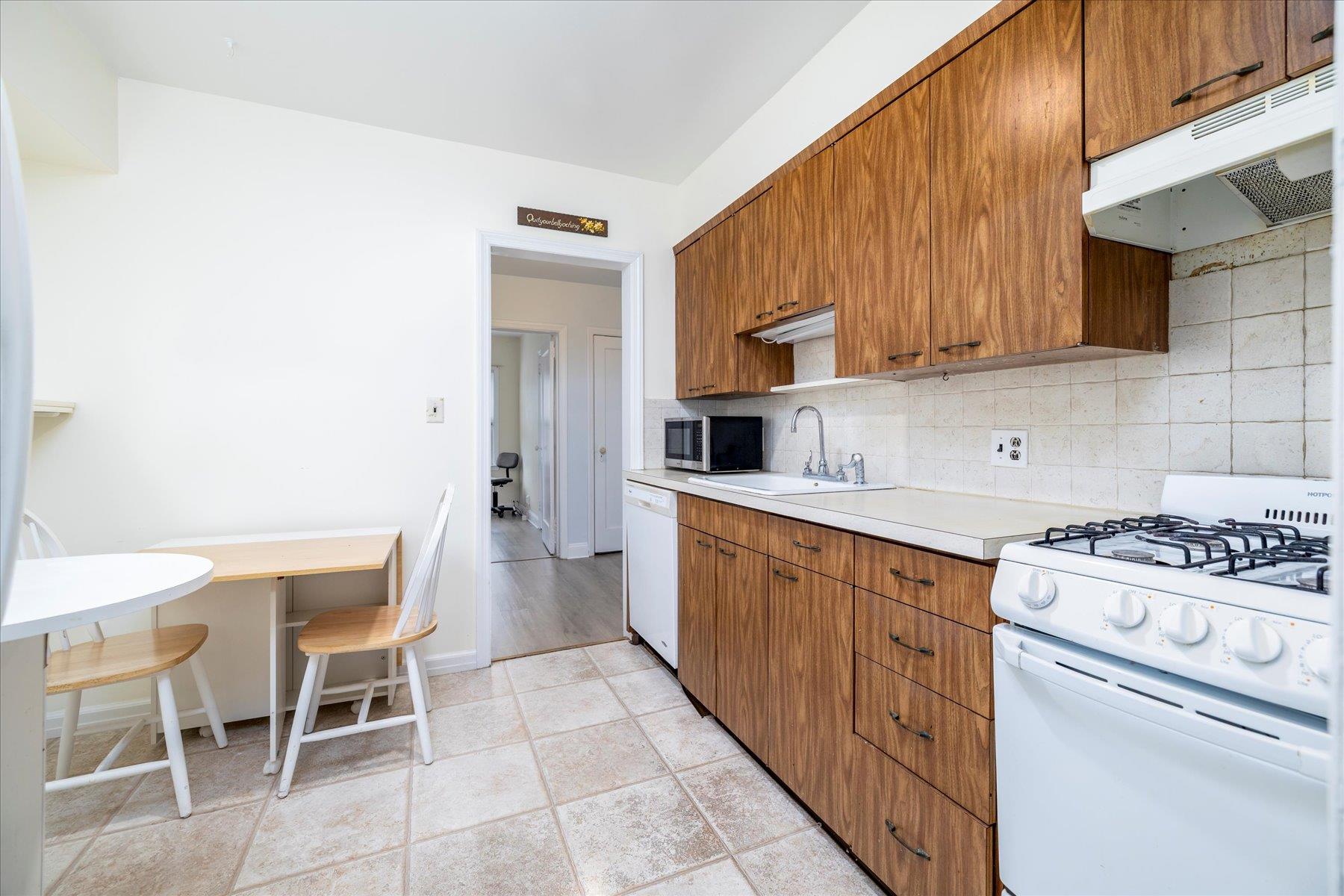 360 Foch Boulevard, Mineola, NY 11501