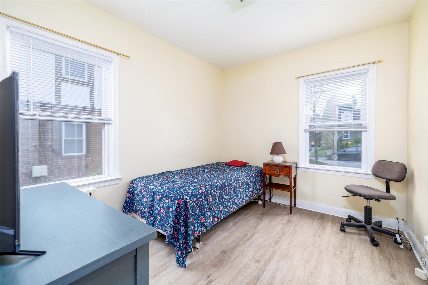 360 Foch Boulevard, Mineola, NY 11501