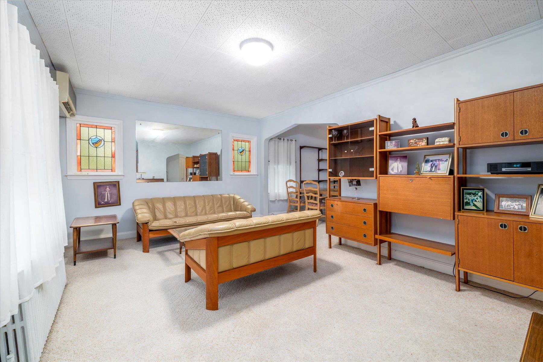 360 Foch Boulevard, Mineola, NY 11501