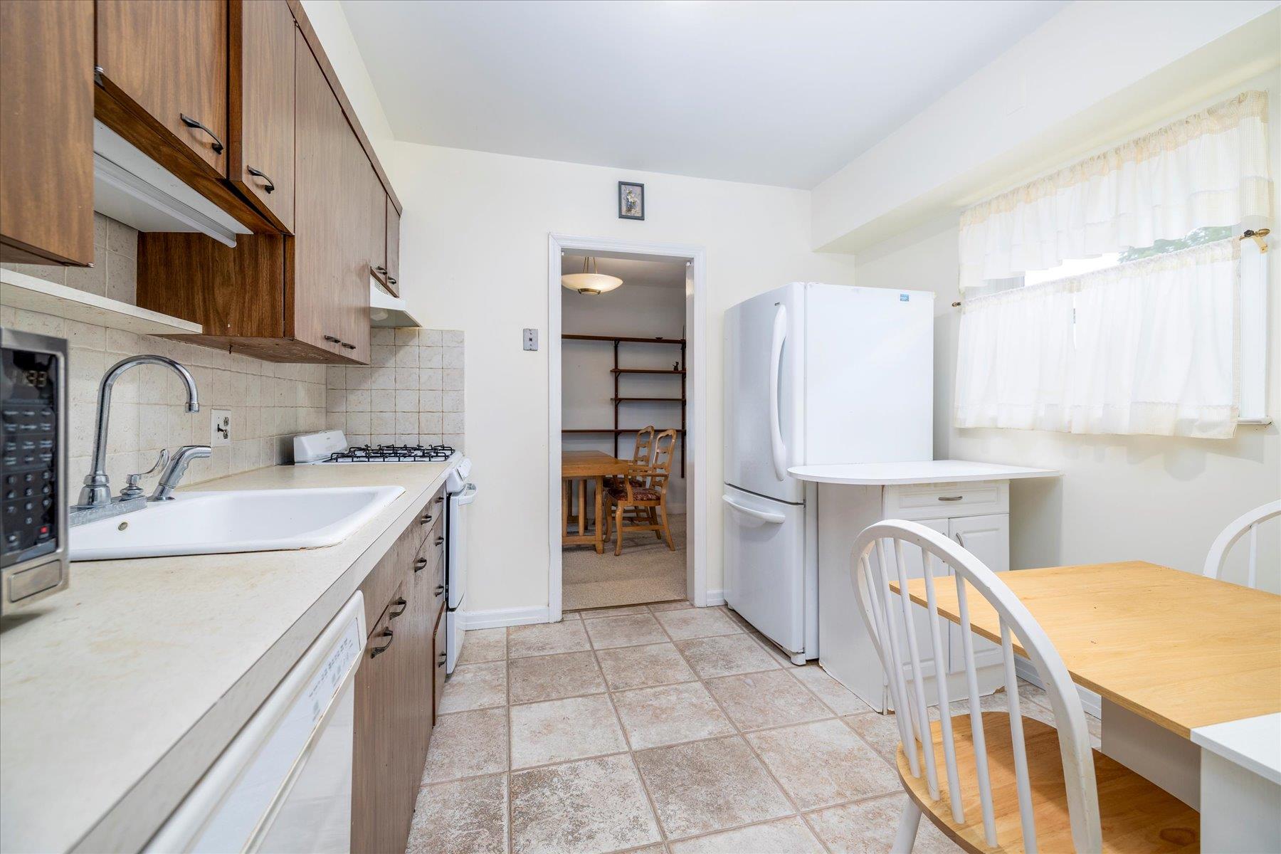 360 Foch Boulevard, Mineola, NY 11501