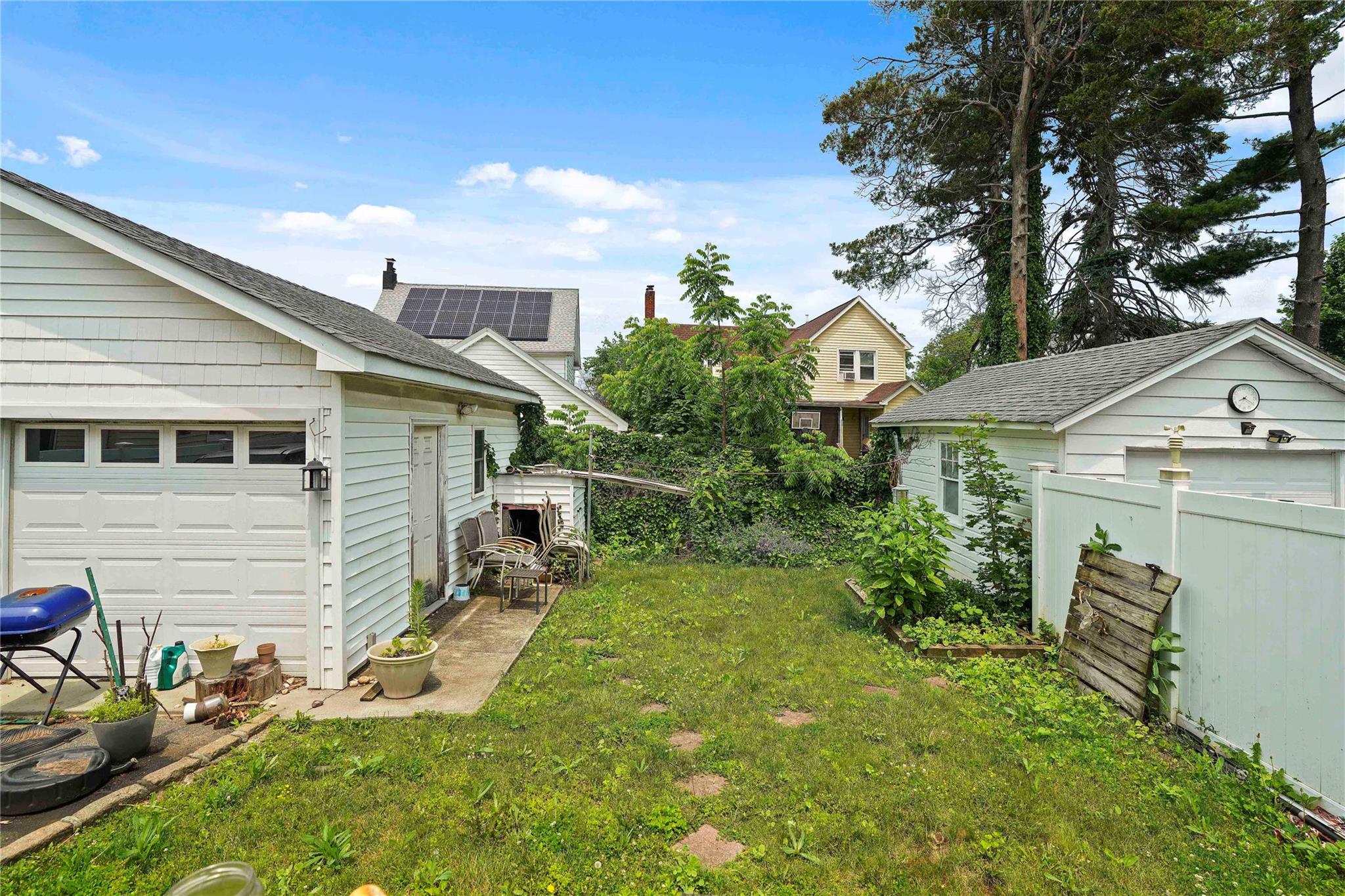 109 Leverich Street, Hempstead, NY 11550