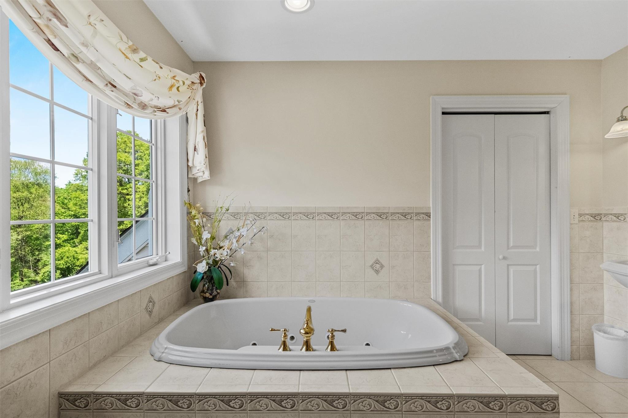 20 Goshen Road, Chester, NY 10918