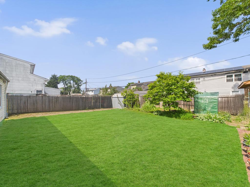 335 Loring Road, Levittown, NY 11756