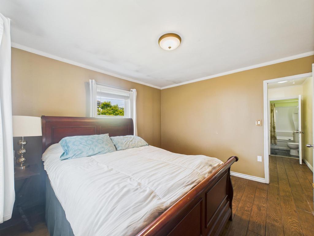 335 Loring Road, Levittown, NY 11756