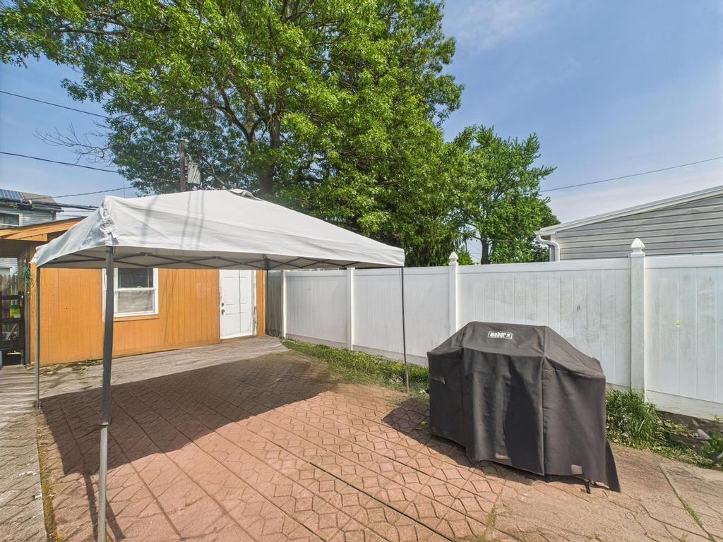 335 Loring Road, Levittown, NY 11756