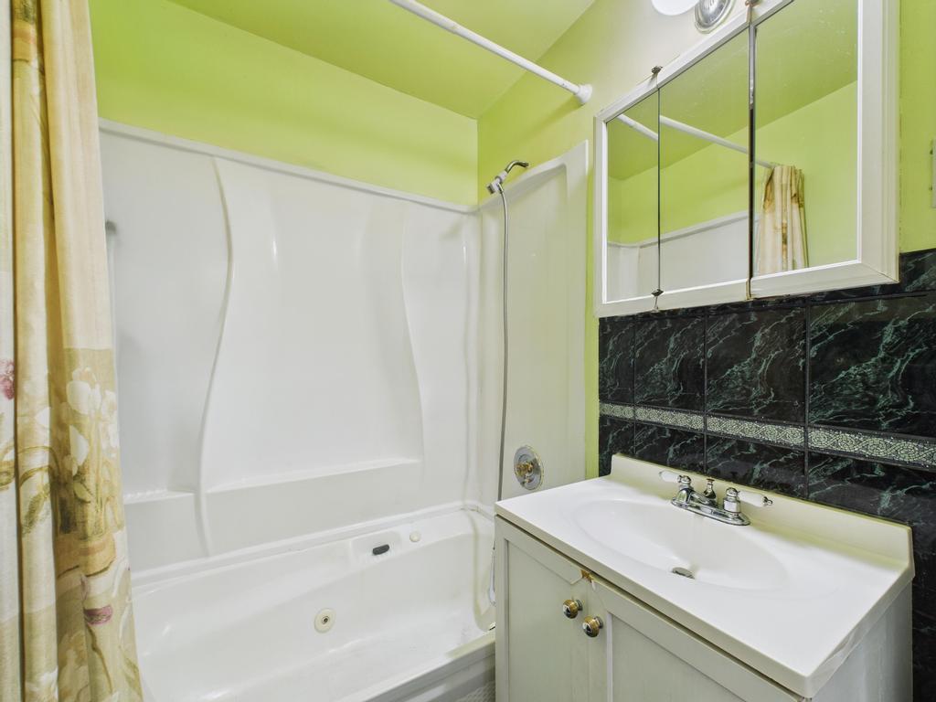 335 Loring Road, Levittown, NY 11756