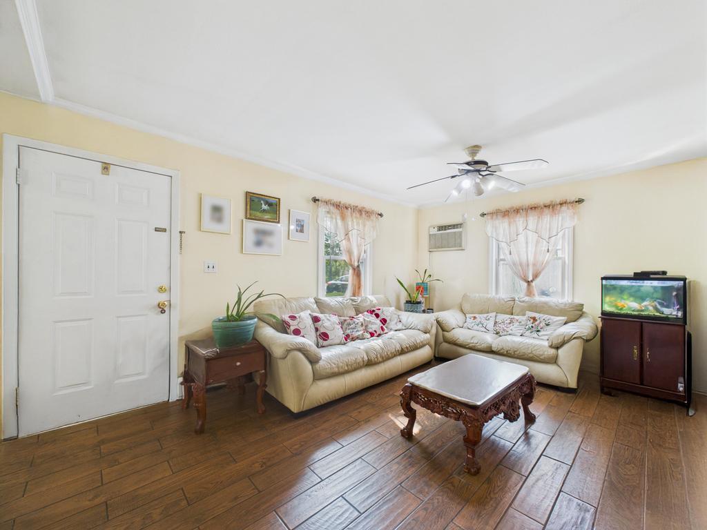 335 Loring Road, Levittown, NY 11756