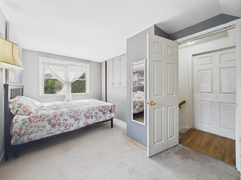 335 Loring Road, Levittown, NY 11756