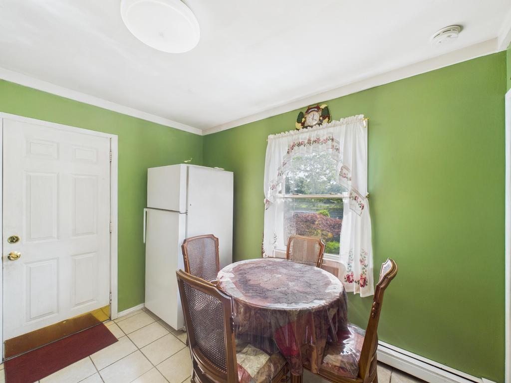 335 Loring Road, Levittown, NY 11756