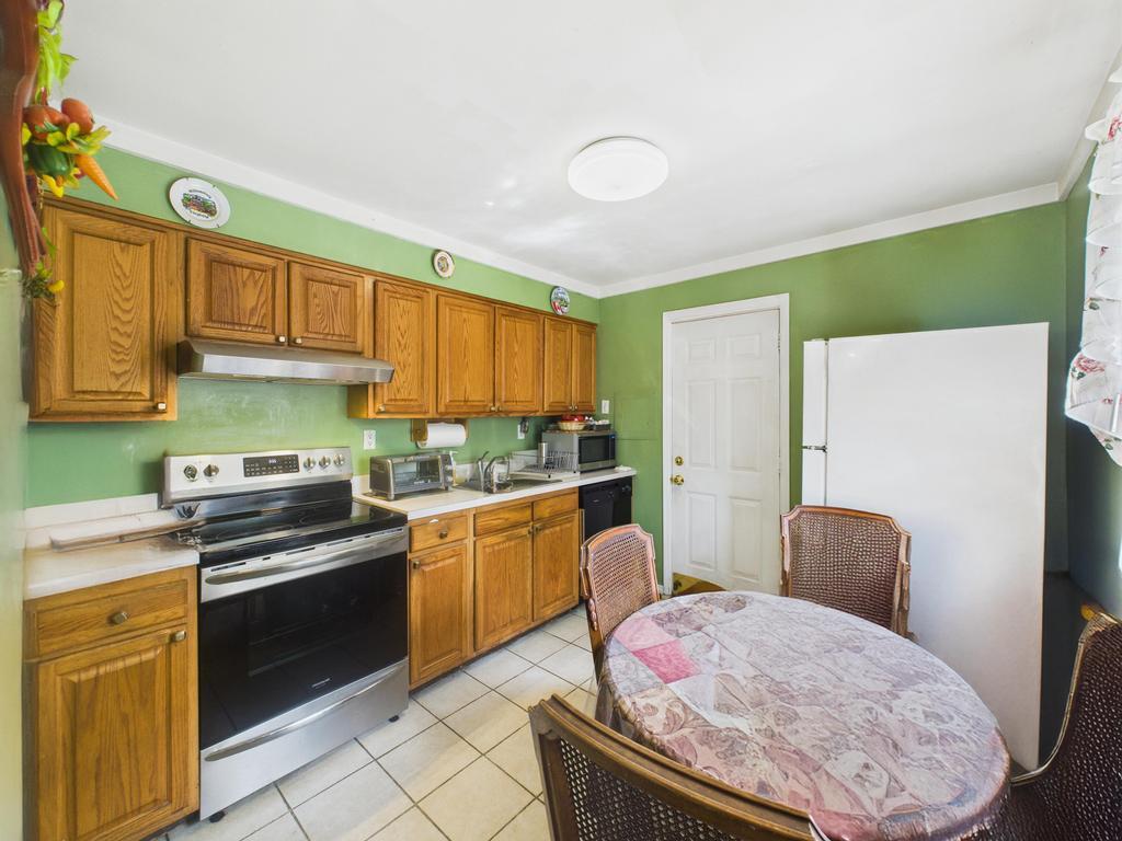 335 Loring Road, Levittown, NY 11756