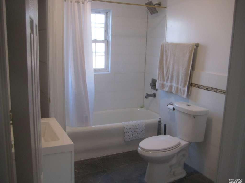 47-09 188th Street, Flushing, NY 11358