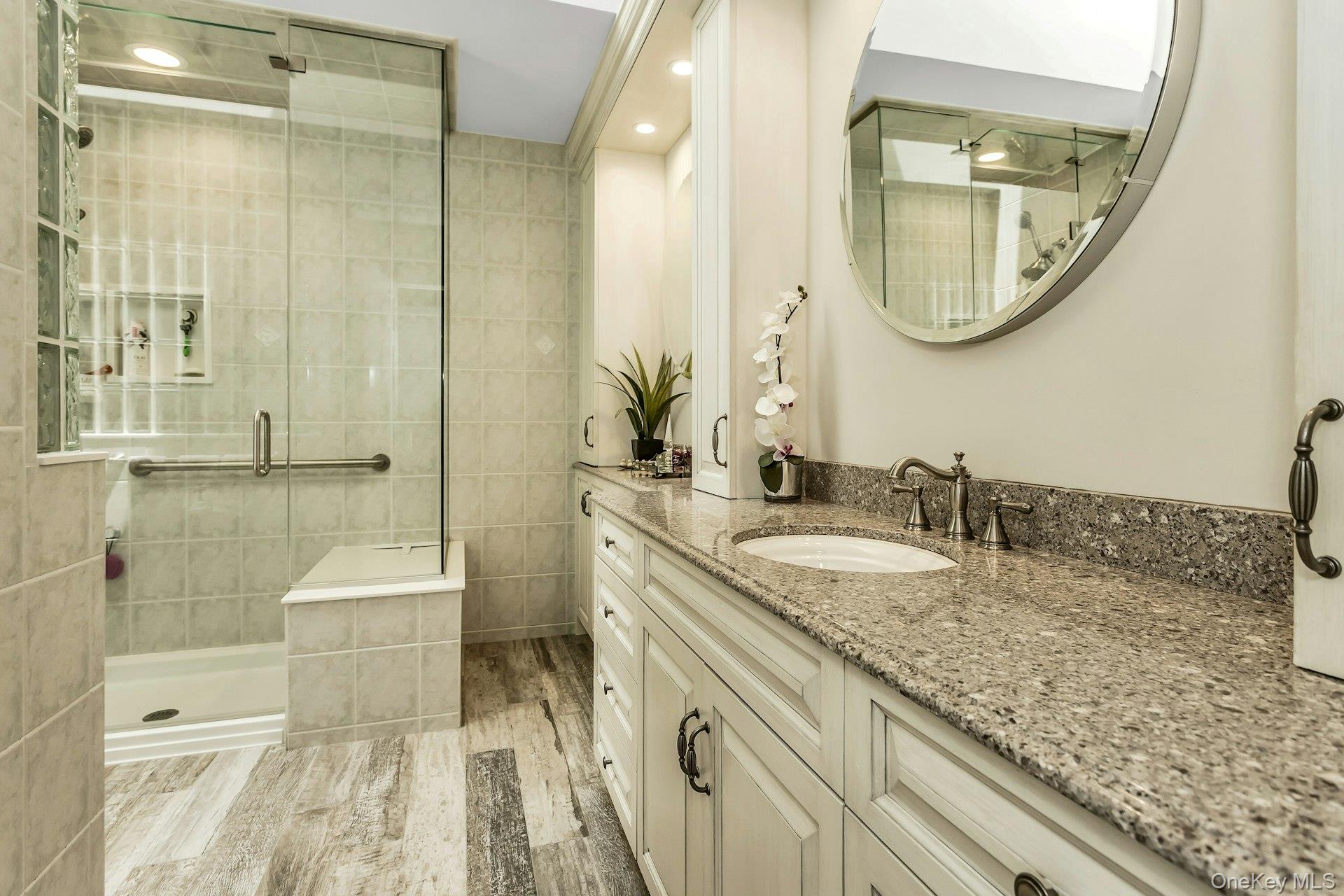 147 The Knoll, Syosset, NY 11791