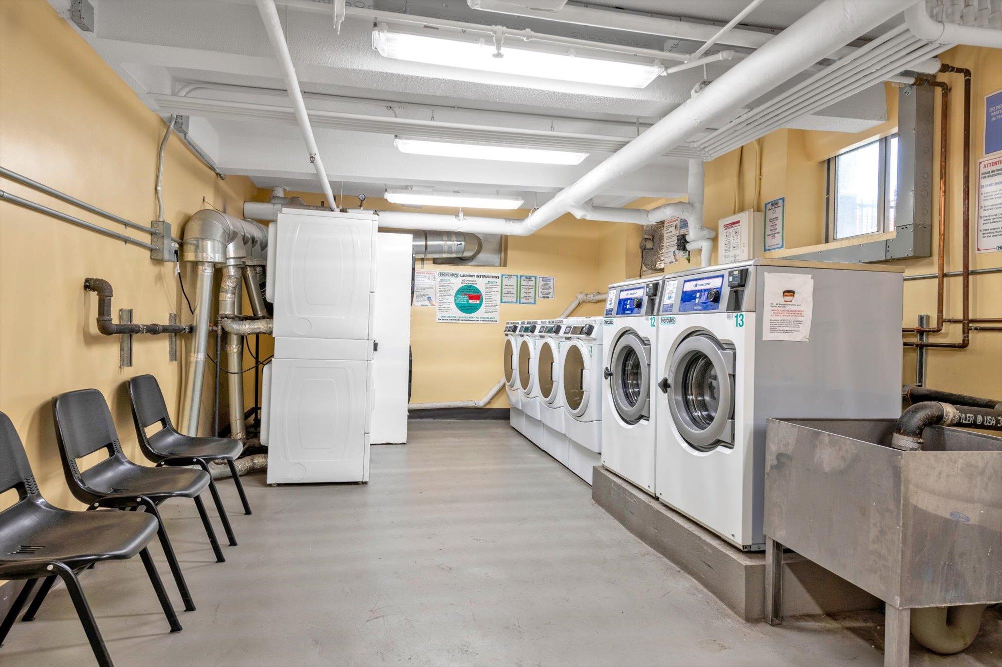 63-60 102nd Street # D8, Rego Park, NY 11374