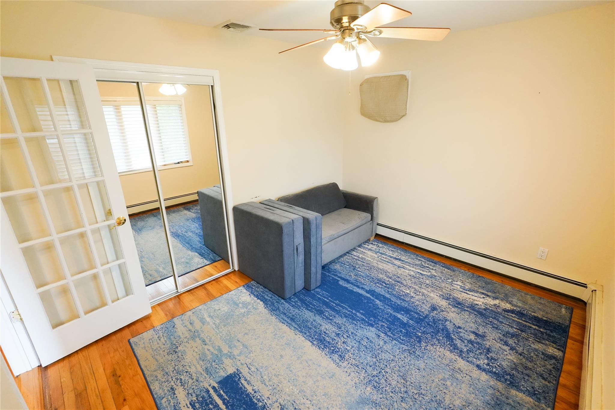 39 Ontario Avenue, Plainview, NY 11803