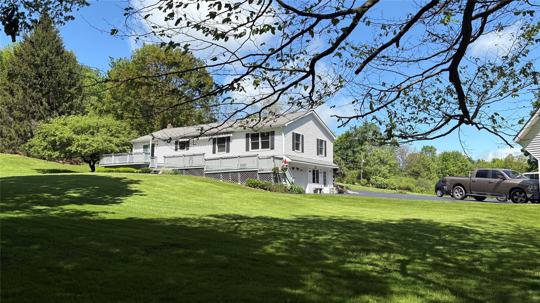 105 White Sulphur Road, Swan Lake, NY 12783