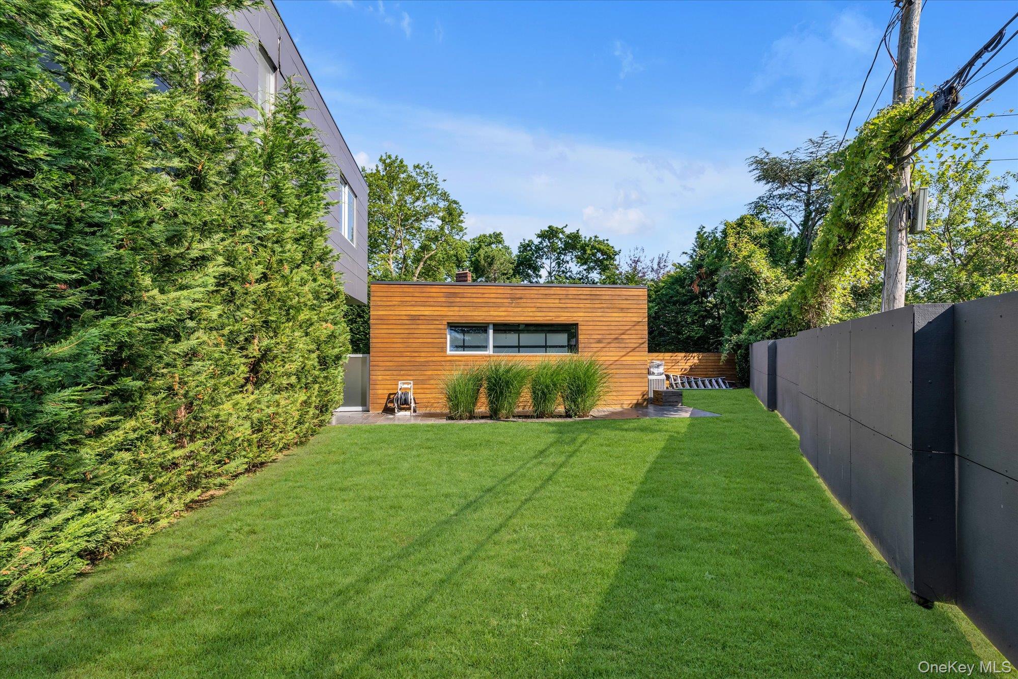 1555 Stevenson Road, Hewlett, NY 11557