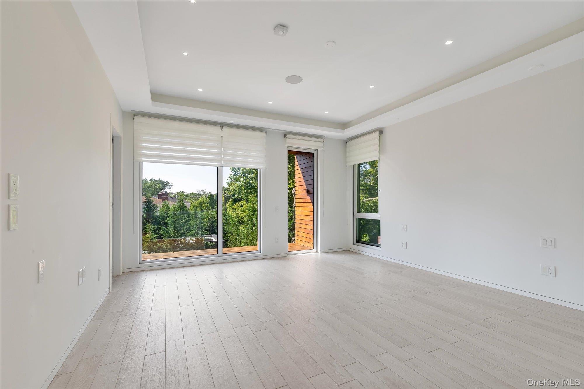 1555 Stevenson Road, Hewlett, NY 11557