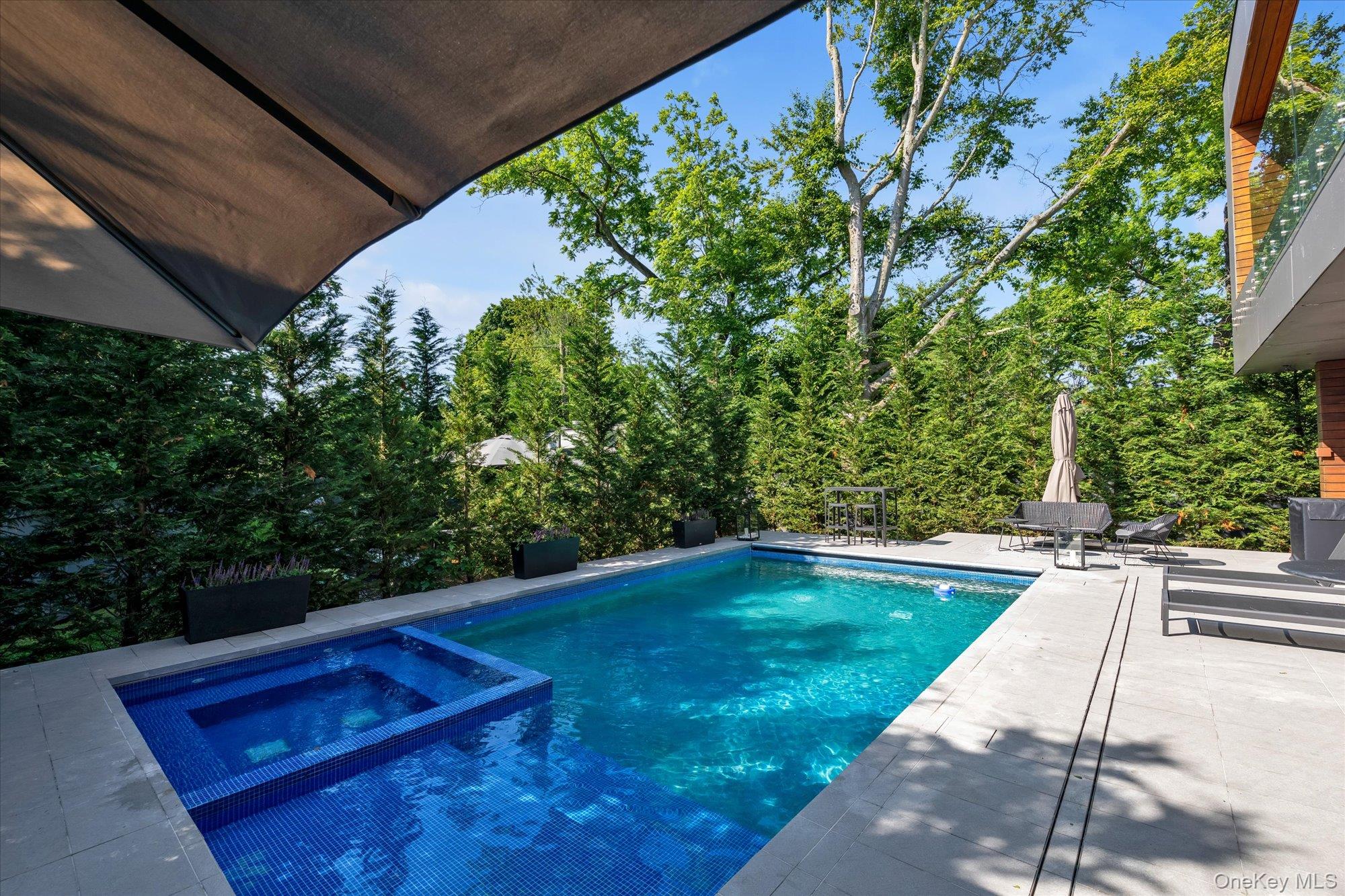 1555 Stevenson Road, Hewlett, NY 11557