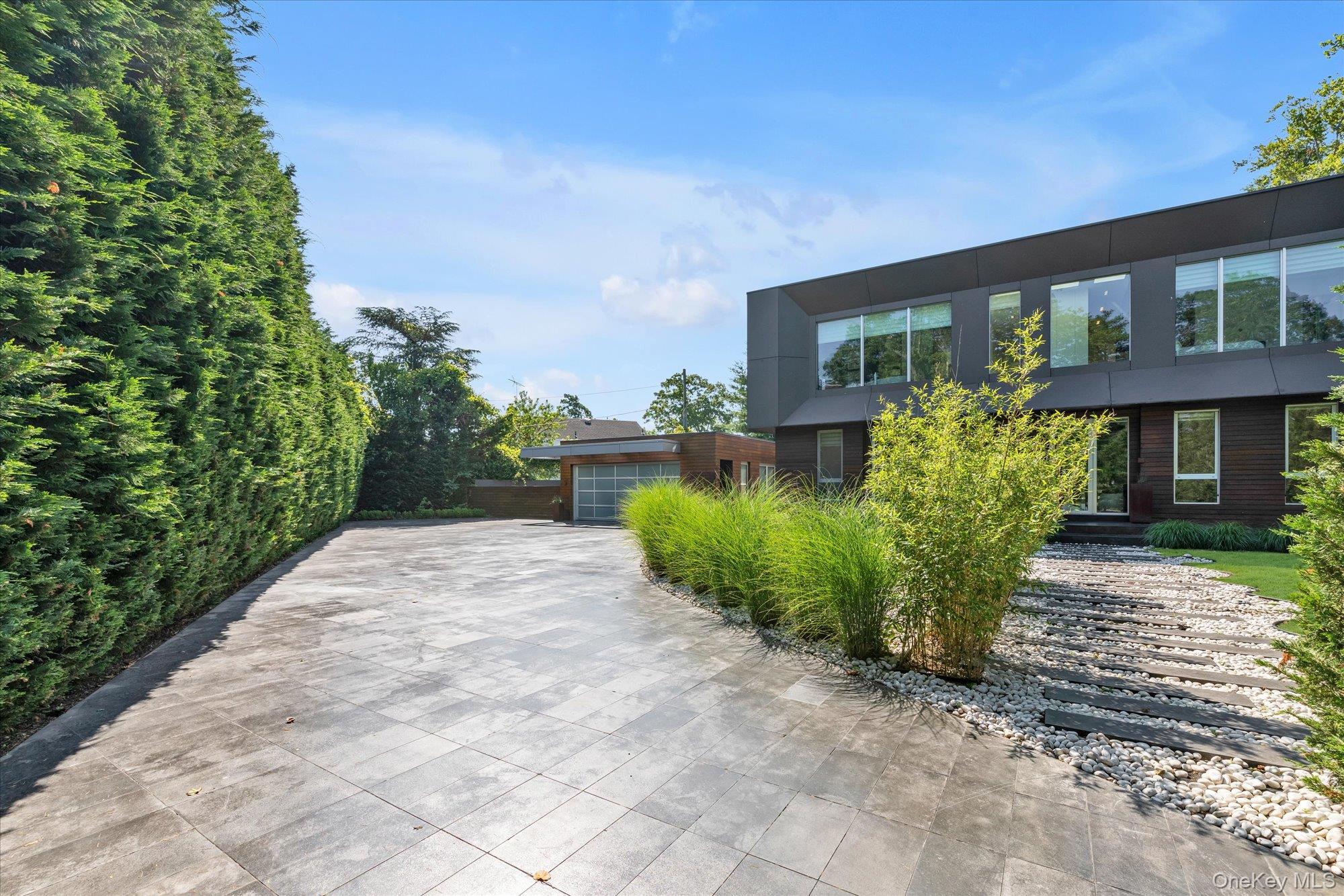 1555 Stevenson Road, Hewlett, NY 11557