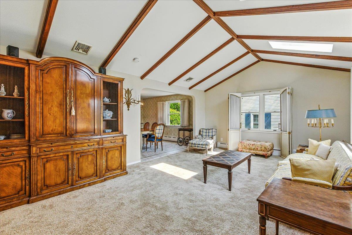 189 Blackheath Road, Lido Beach, NY 11561