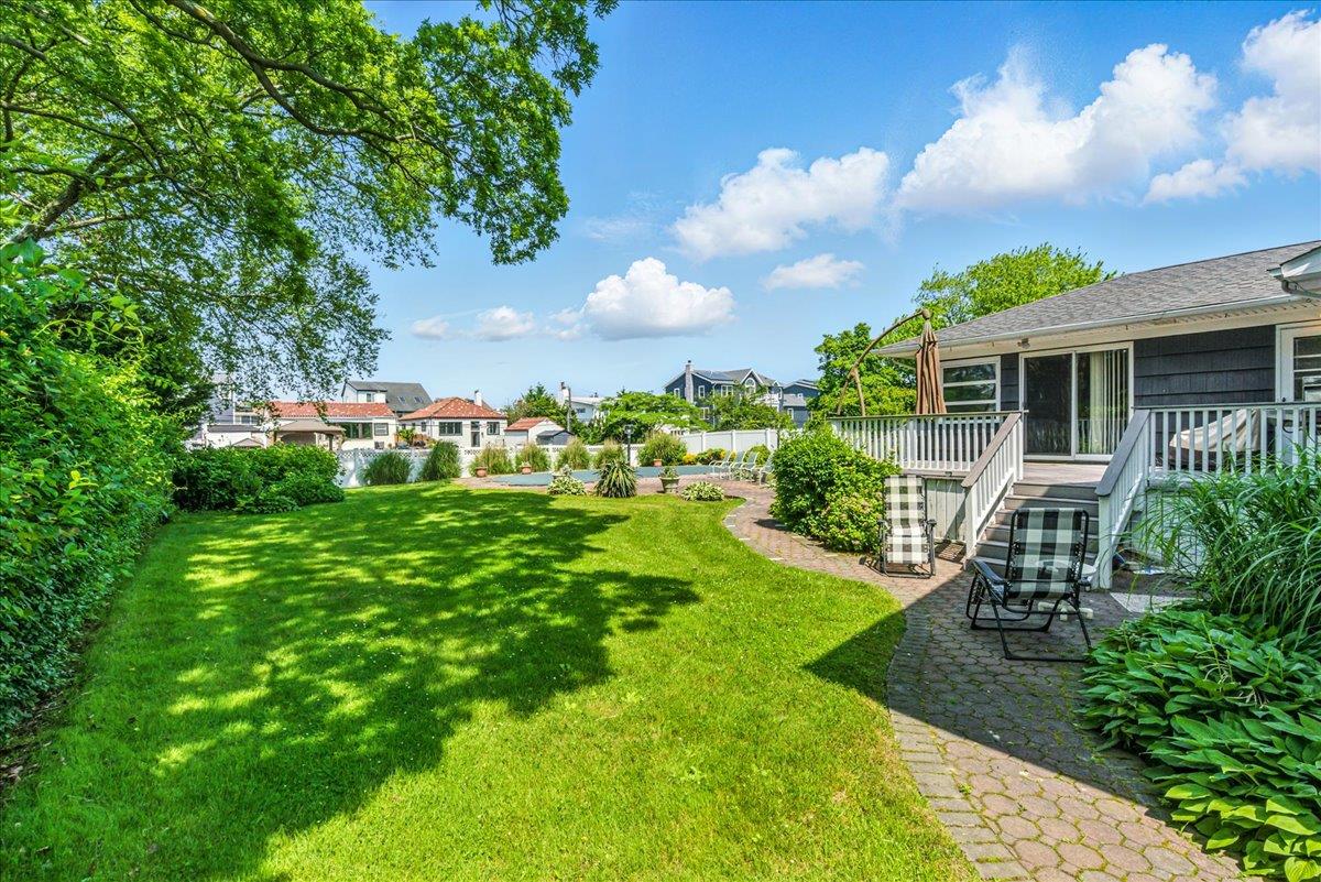 189 Blackheath Road, Lido Beach, NY 11561