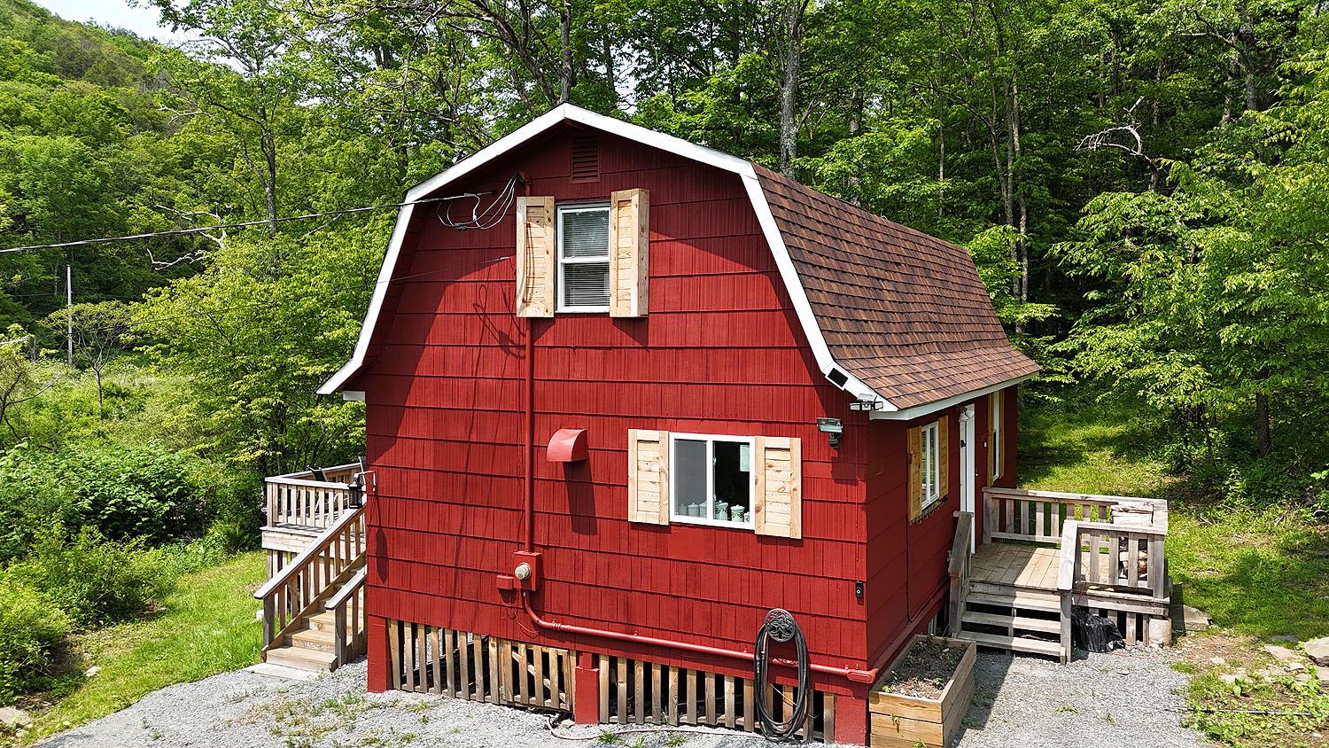 9003 County Hwy 28, Long Eddy, NY 12760