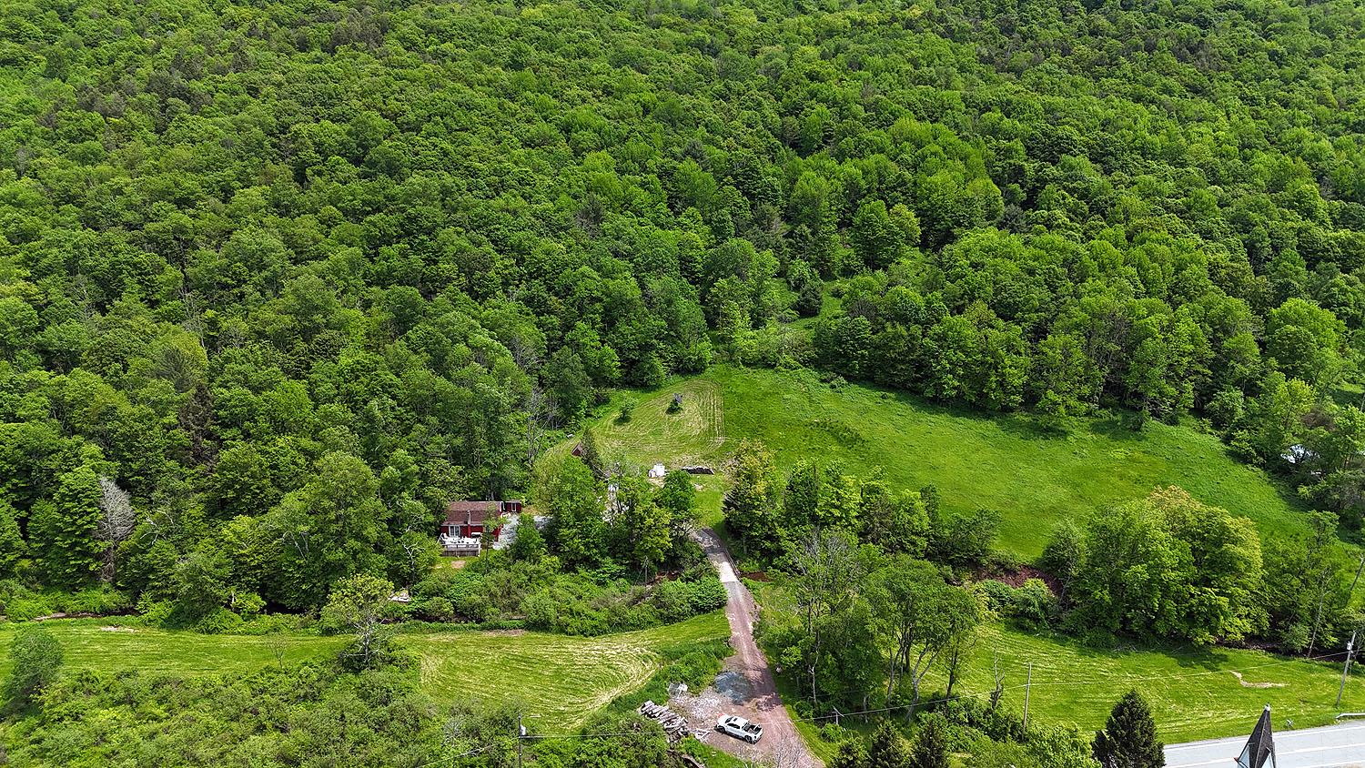 9003 County Hwy 28, Long Eddy, NY 12760