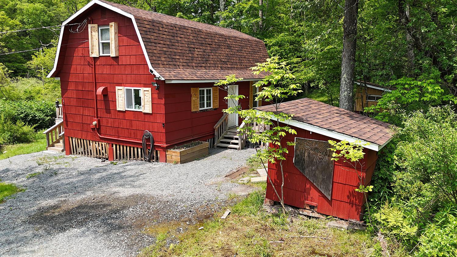 9003 County Hwy 28, Long Eddy, NY 12760