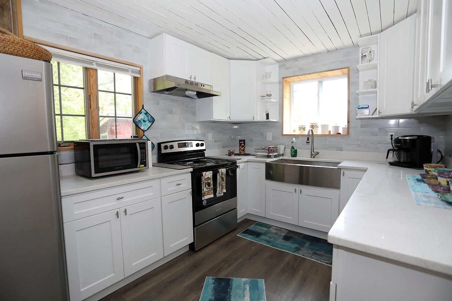 9003 County Hwy 28, Long Eddy, NY 12760