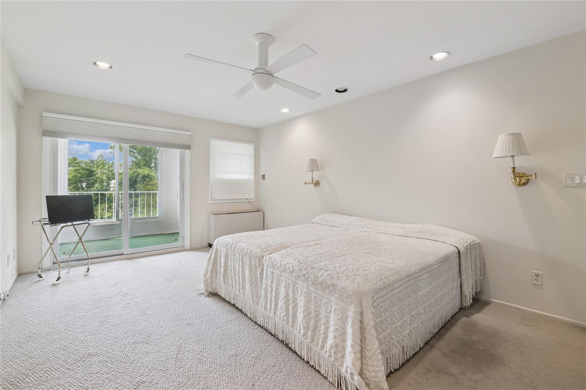 1390 Broadway # 118, Hewlett, NY 11557