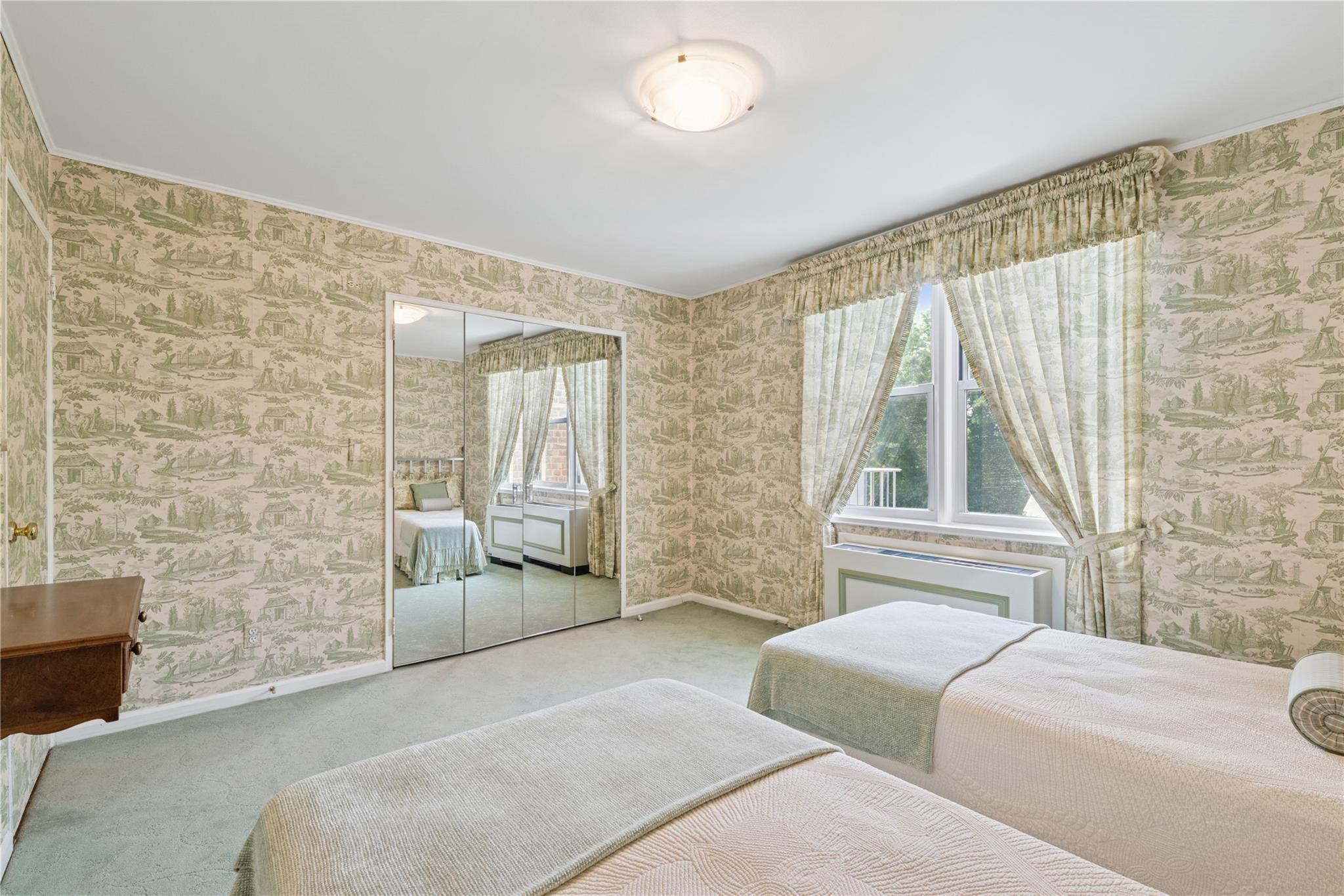 1390 Broadway # 118, Hewlett, NY 11557