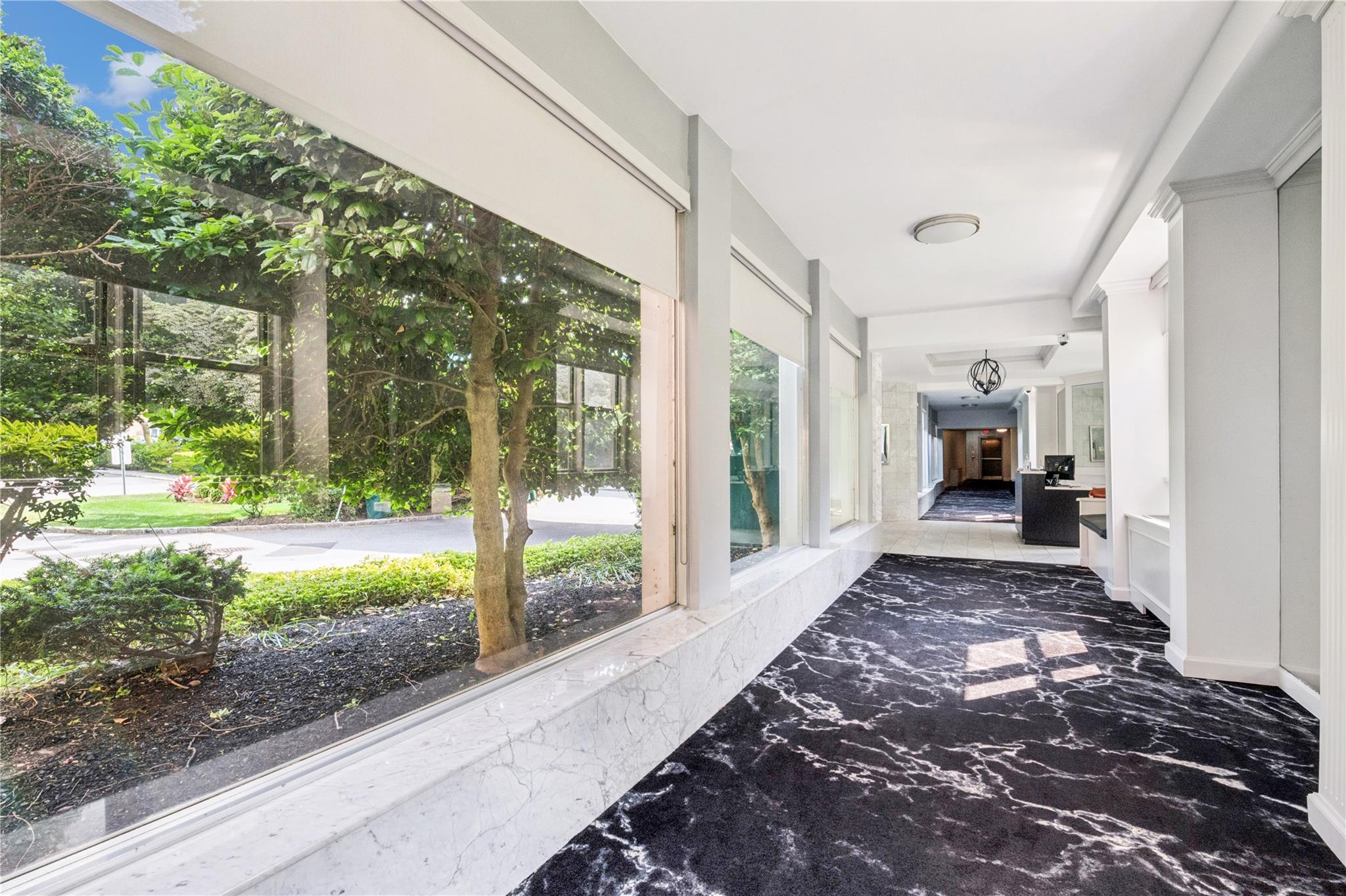 1390 Broadway # 118, Hewlett, NY 11557