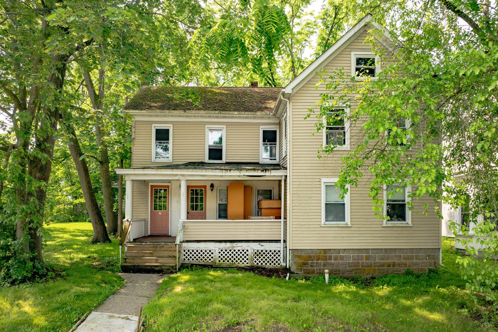 135 W Main Street, Walden, NY 12586