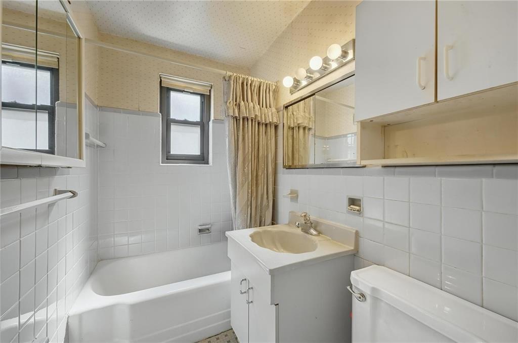 91-49 153rd Avenue # 123, Howard Beach, NY 11414