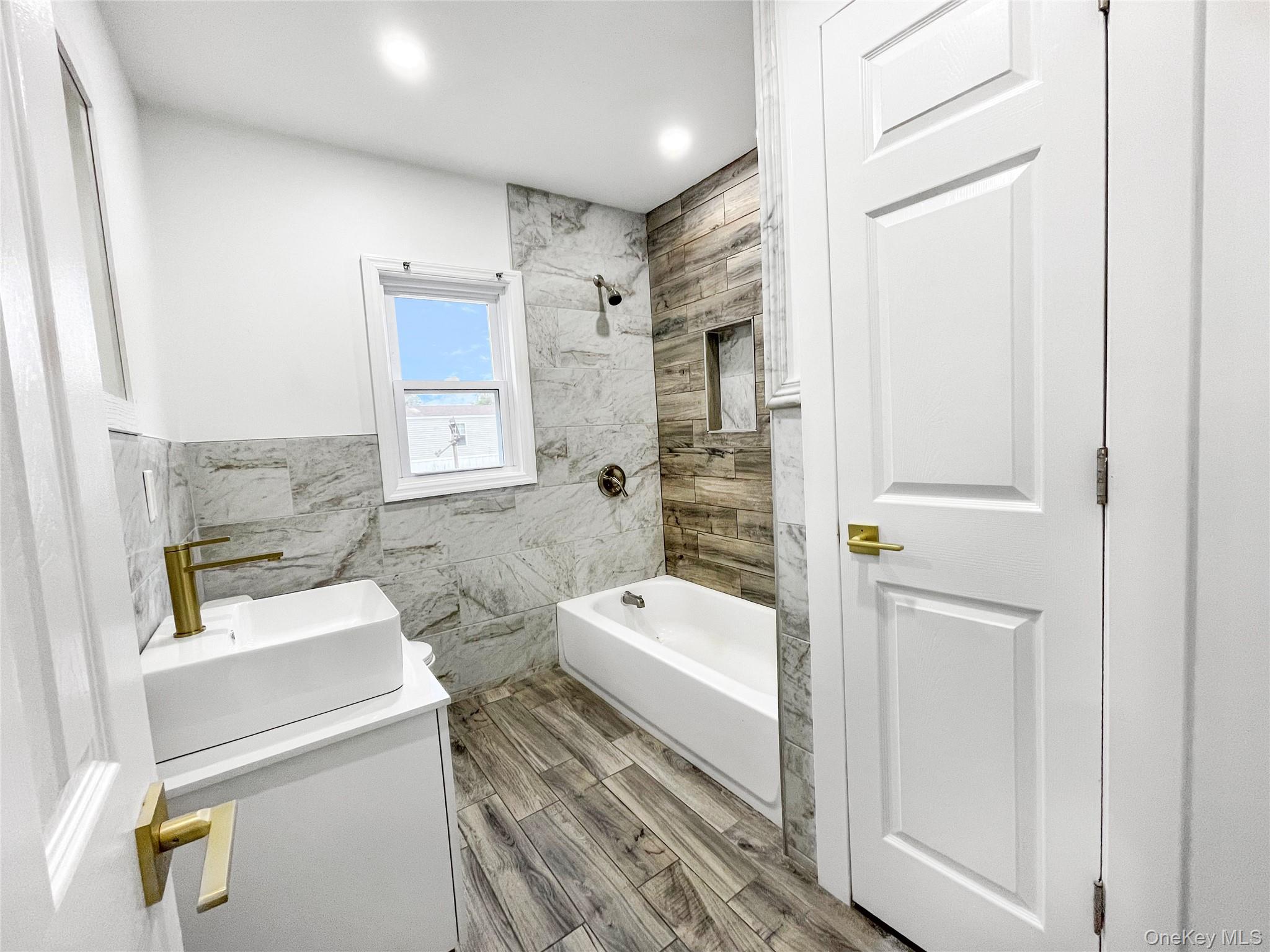 811 Happy Avenue, Swan Lake, NY 12783