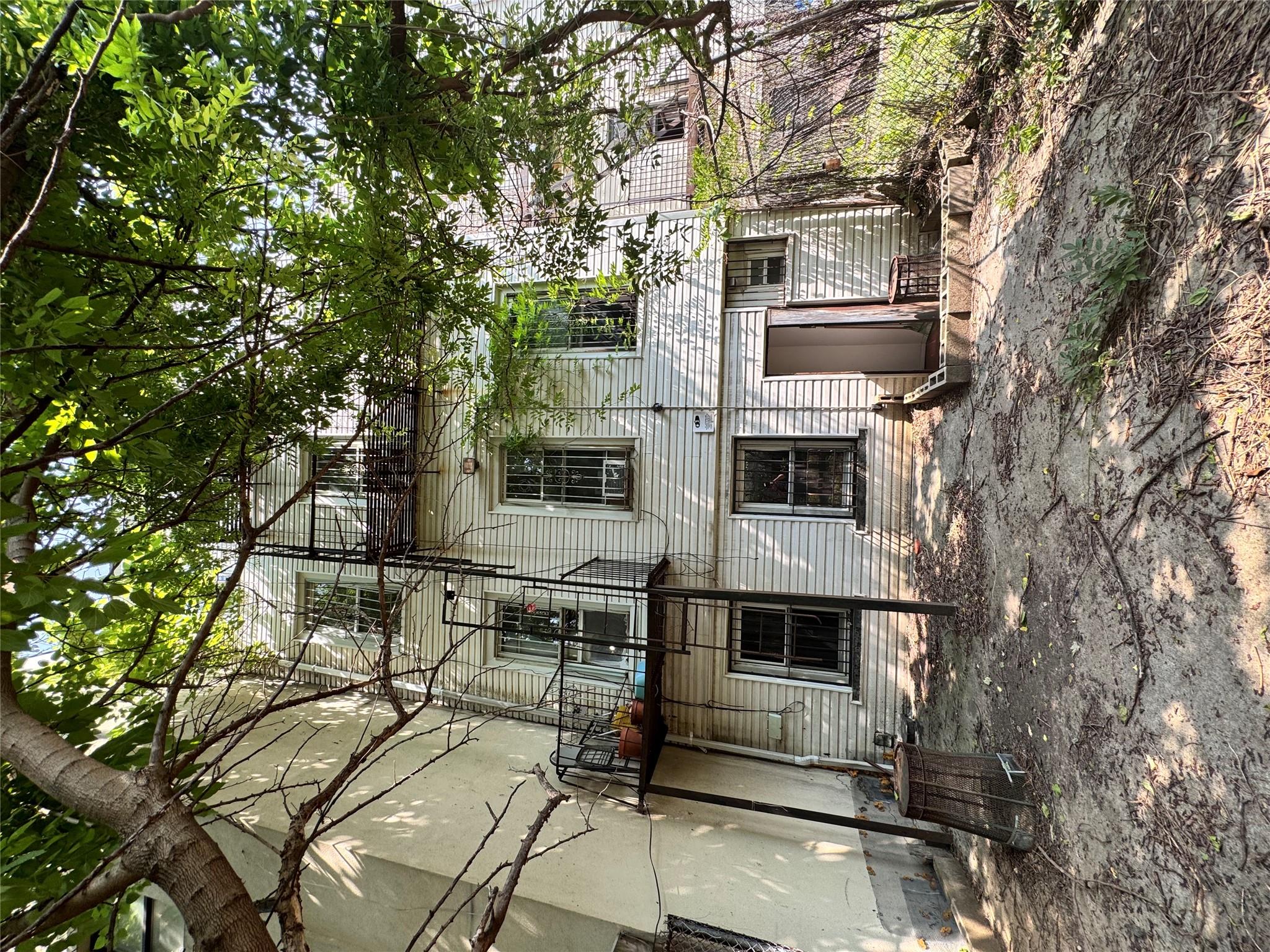 21 Jefferson Street, Brooklyn, NY 11206