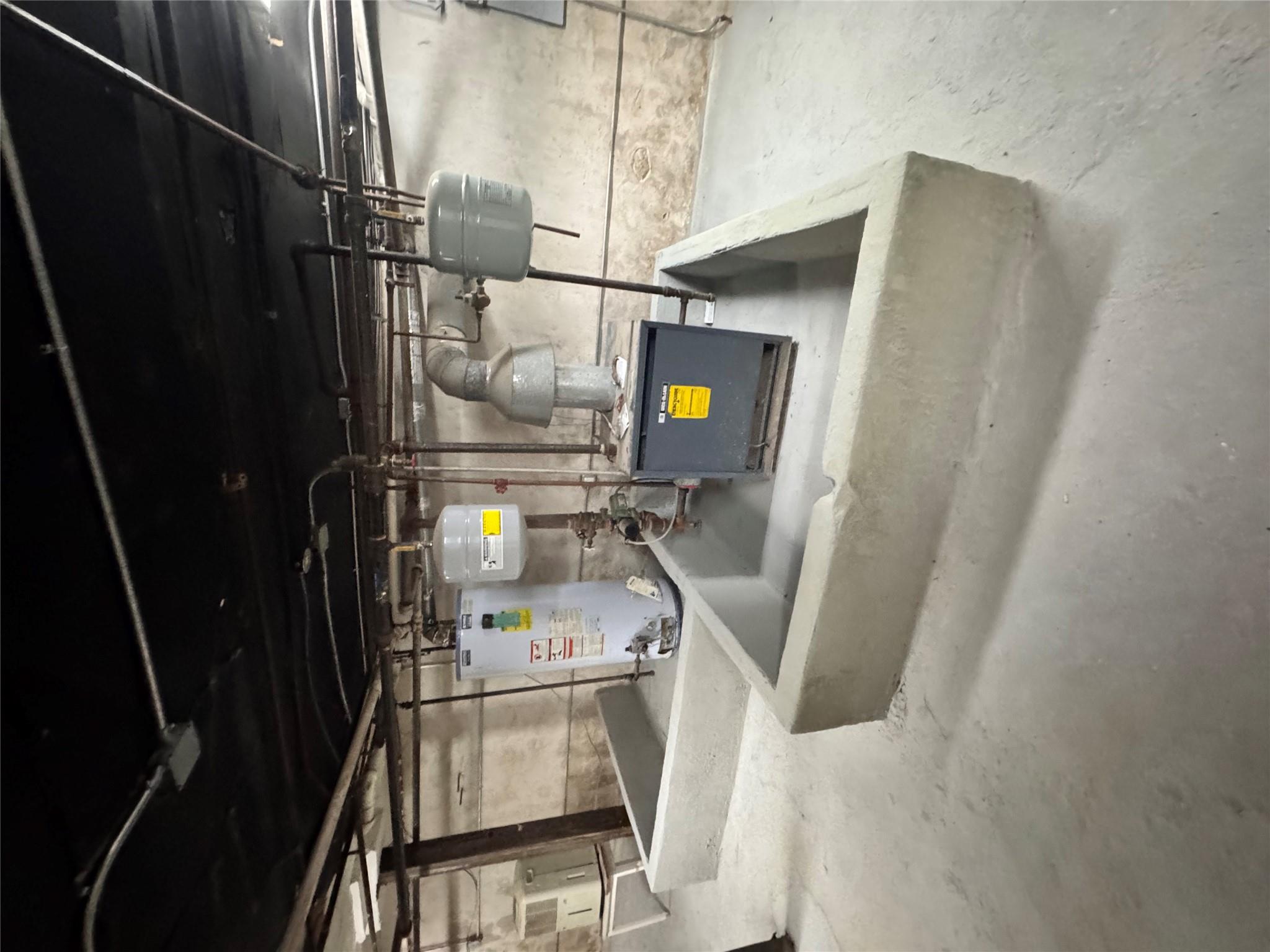 21 Jefferson Street, Brooklyn, NY 11206