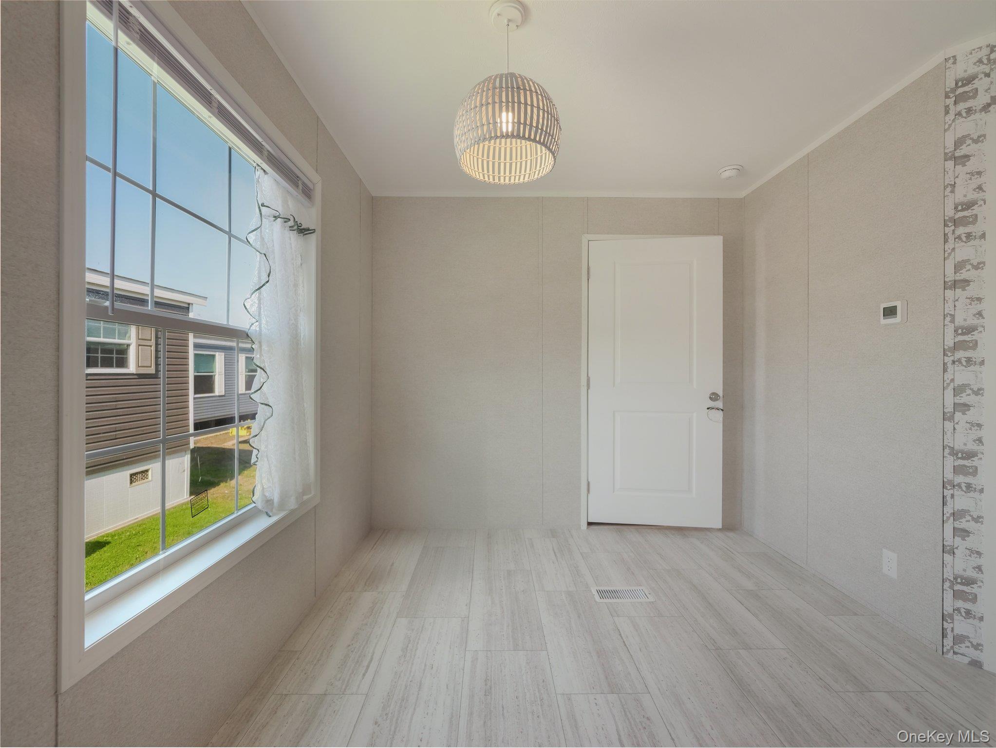 13 Windward Wy, Stony Point, NY 10980