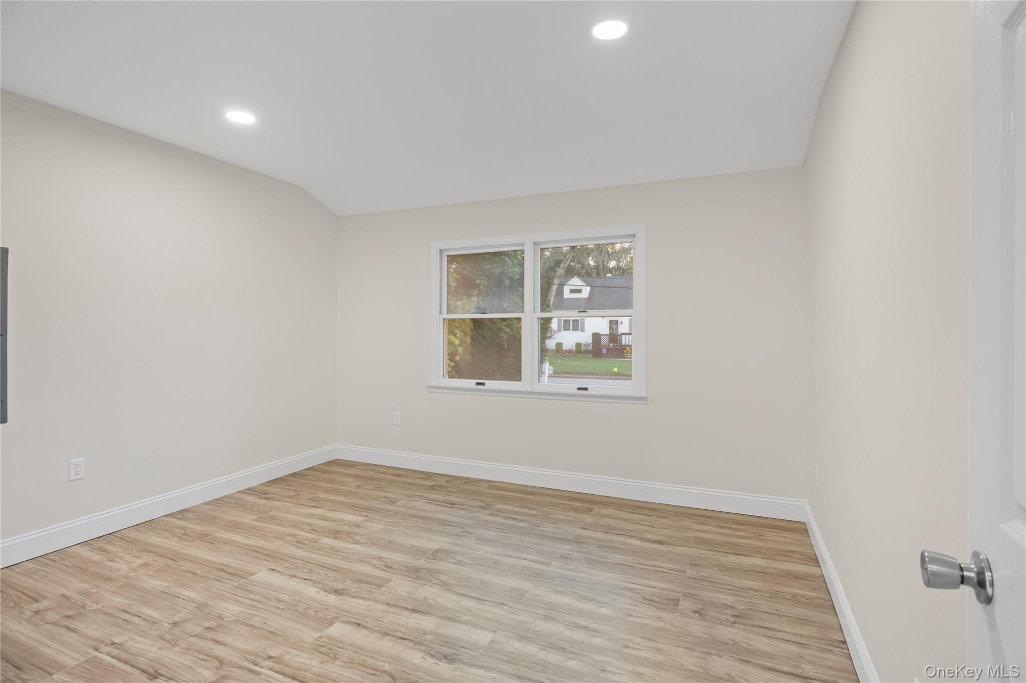 31 Colony Road, Port Jefferson Station, NY 11776