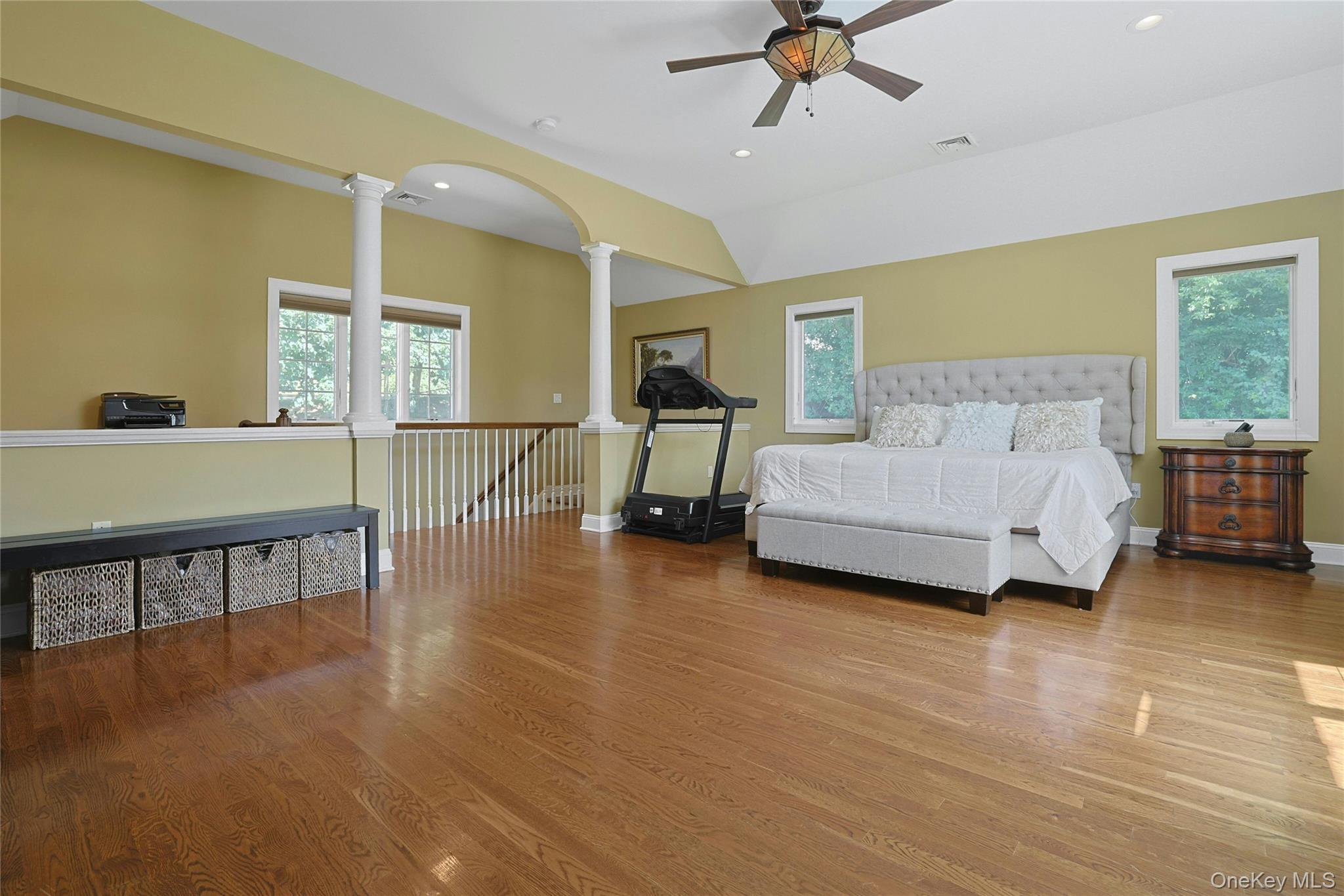 138 Whittier Drive, Thornwood, NY 10594