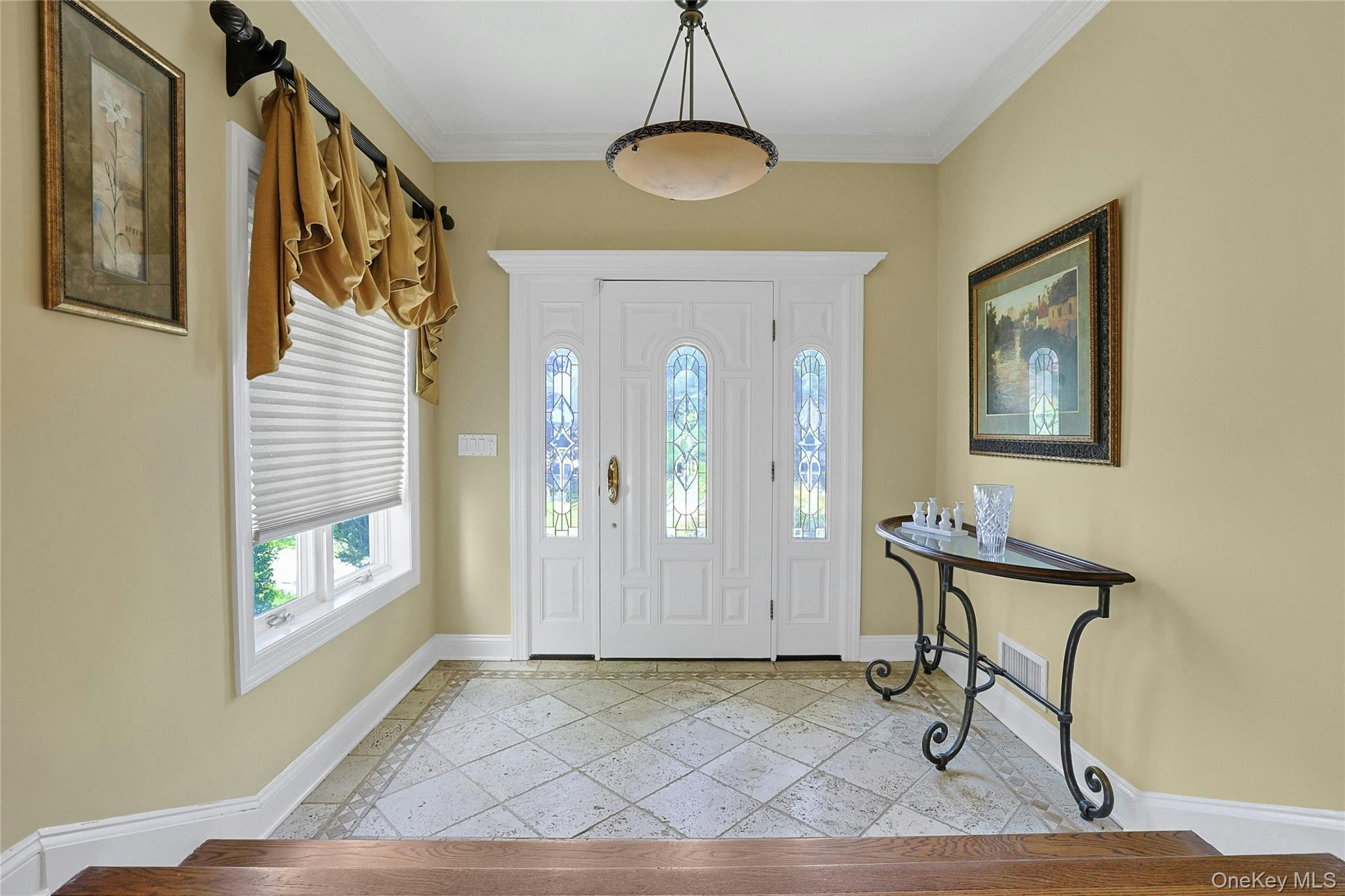 138 Whittier Drive, Thornwood, NY 10594