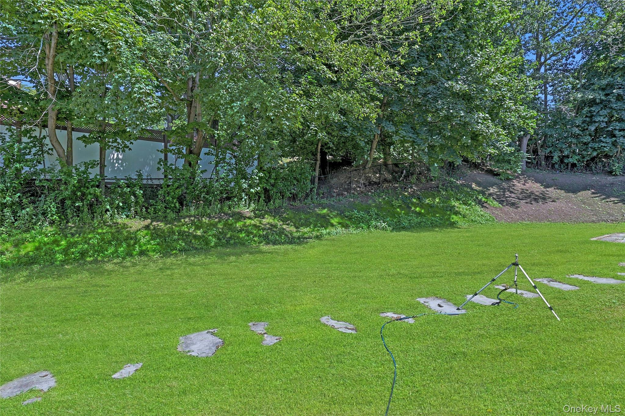 138 Whittier Drive, Thornwood, NY 10594