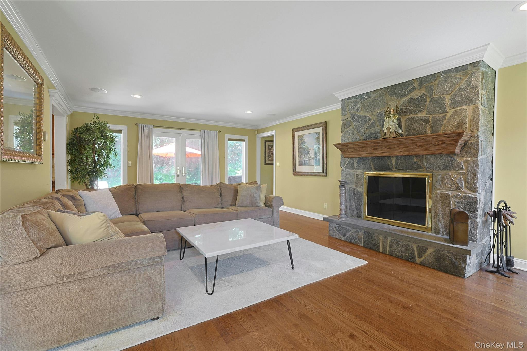 138 Whittier Drive, Thornwood, NY 10594